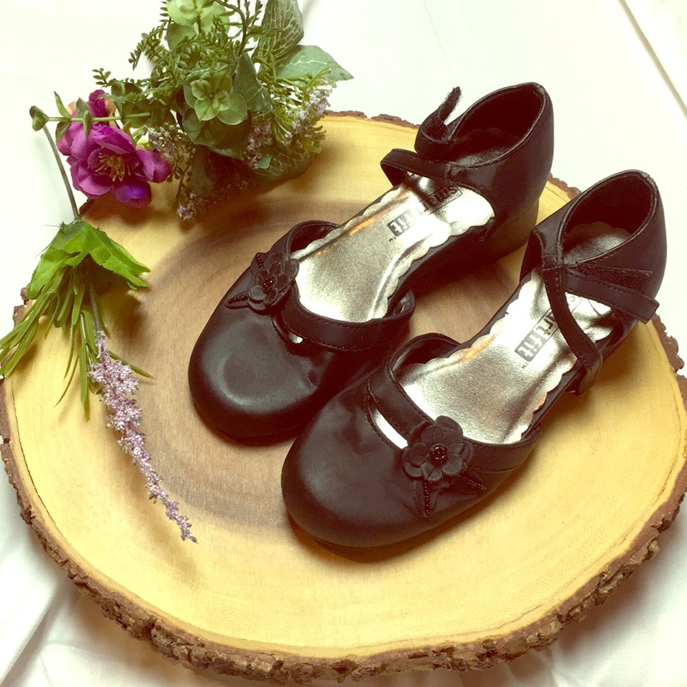 little girls dress shoes